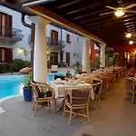 Hotel Arciduca Grand 4*