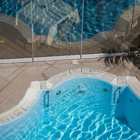 Arciduca Grand Hotell 4*