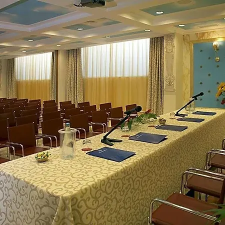 Hotell Arciduca Grand 4*